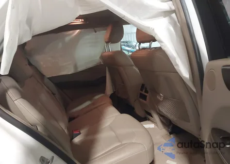 2015 Mercedes-Benz Ml 350 4Matic z USA, uszkodzony, nr VIN 4JGDA5HB4FA476316